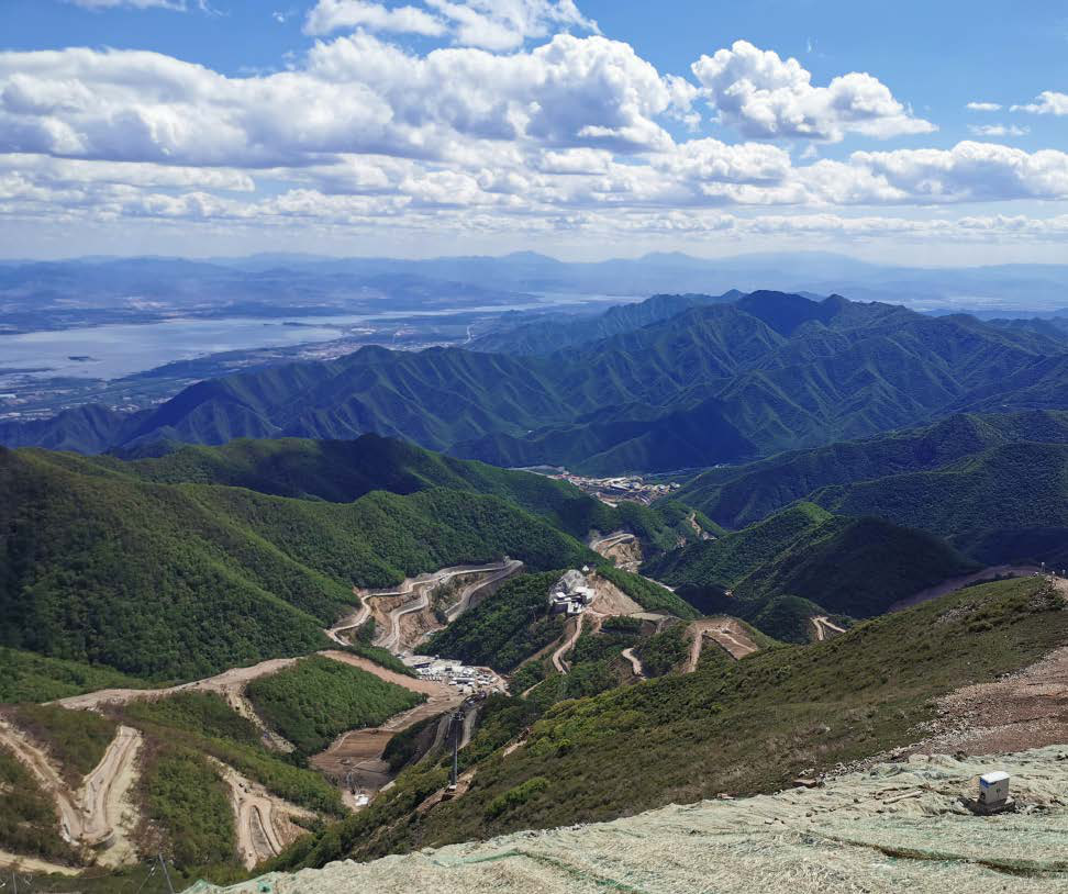 2022年冬奧會(huì)國家高山滑雪中心雪道生態(tài)修復(fù)